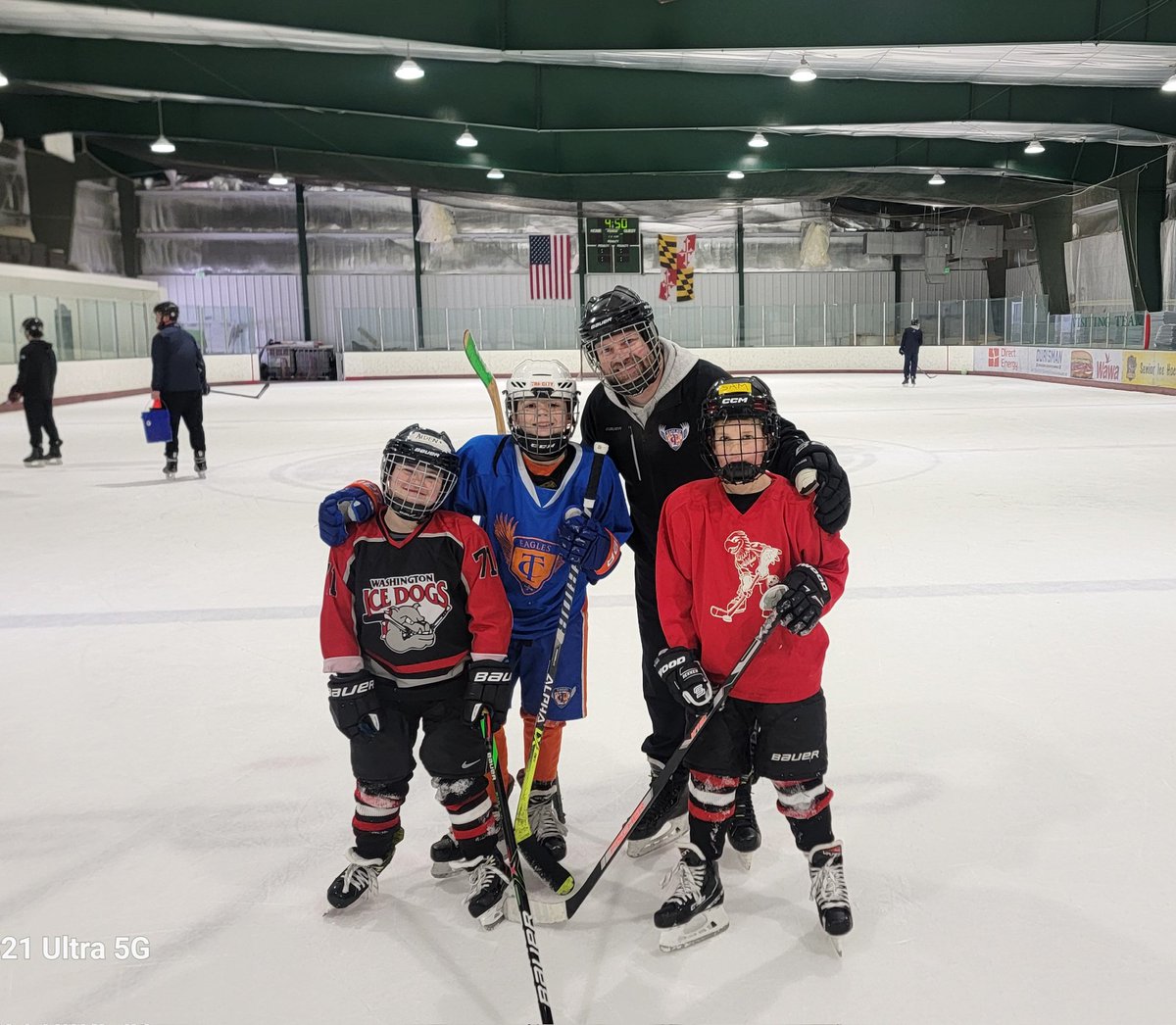 Mr.Dewees and his son recently met up with some BPES students for a little hockey! #HockeyisforEveryone