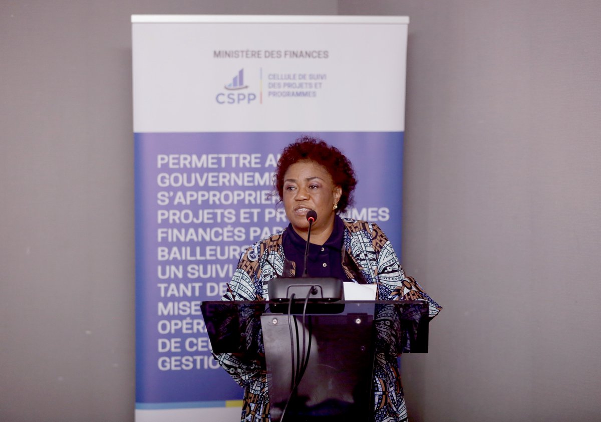 cspp_rdc's tweet photo. Sous la conduite de Mme NZAU Ginette, Dircaba du Min.Finances, des Experts du Gouvernement et de la Banque mondiale se sont réunis hier jeudi 15/02/2024, au Fleuve Congo Hôtel, pour évaluer la mise en œuvre des projets et programmes du portefeuille de la Banque mondiale en RDC. https://t.co/oJwRyddmuo