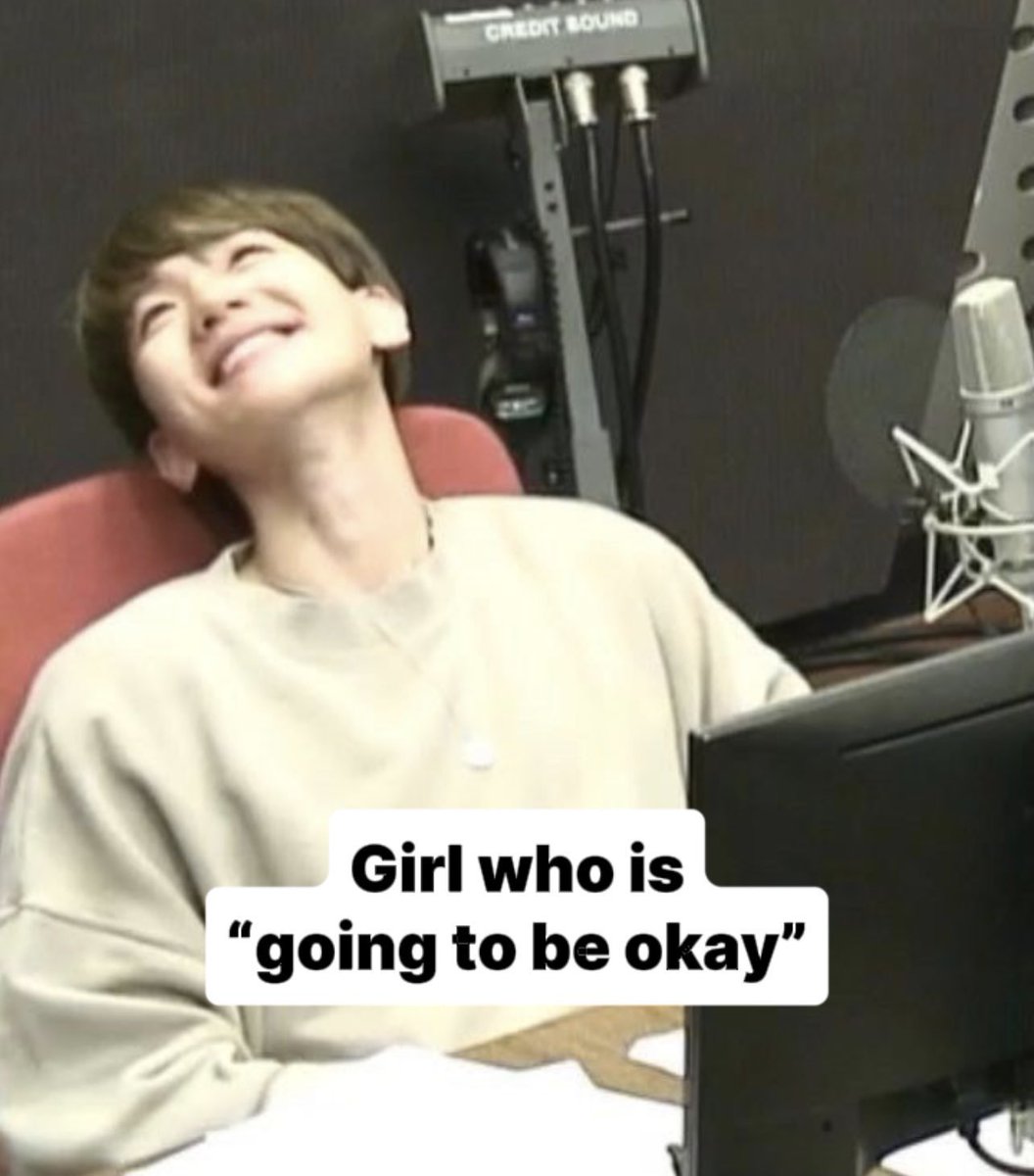 I can’t believe we live in a reality where jongdae constantly posts selfies on twt lets all liveeeee