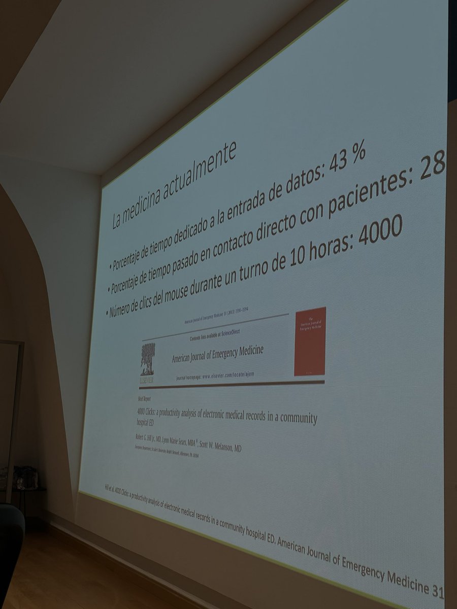 La medicina del 2024 es esto (y existe tecnología para que no lo sea). 
- Tiempo empleado en introducir datos en la HCE: 43%
- Tiempo en contacto directo con el paciente: 28%
- 4.000 clicks del mouse cada 10 horas.