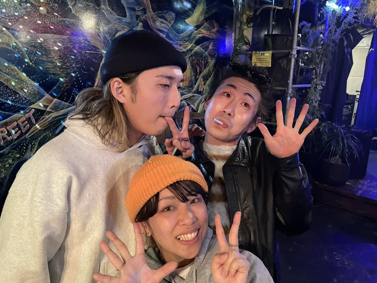 neeko145's tweet photo. 昨日はNeeko's Day来てくださって出てくださってありがとうございました😭

楽しかった〜！！！
KAKASHIを念願B.B.で観れて本当に幸せでした🫶

この3バンドがいろんなところでまた対バンしてくれるのを楽しみにしてます🍻🍻 https://t.co/vpB0LP2nvY