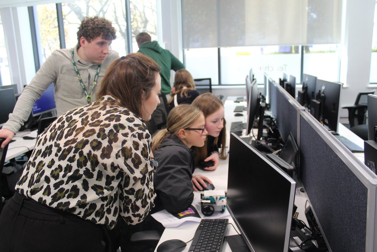 Emily Johnson tweet media