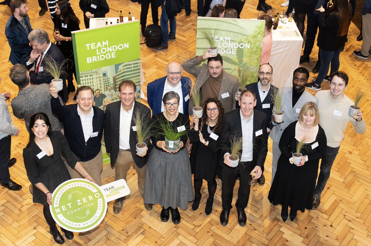 Last week we attended the @teamlondonbridge London Bridge Decarbonisation Charter launch, along with 35 #LondonBridge businesses who are committed to making #SE1 one of the most #sustainable places in the world. Read about the initiative:bit.ly/3ODN6ab 📸 @TeamLondonBdg