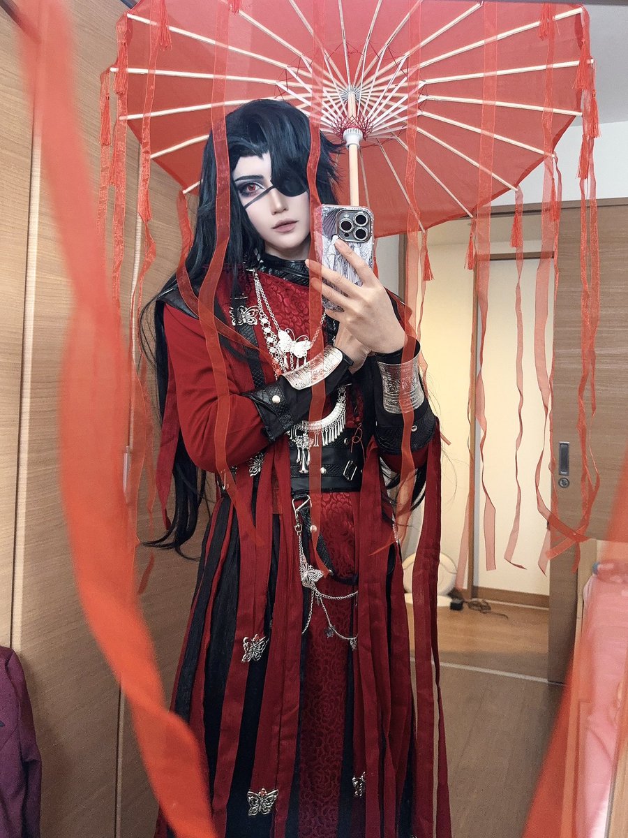 kyoukigen's tweet photo. 花城主
#コスプレ #天官賜福 #TGCF #花城 #cosplay https://t.co/IM8Mgwonck