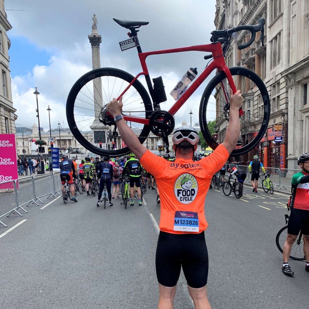 We're down to our final TWO spaces for the epic Ride London 100, so why not pedal for a purpose and help us tackle food poverty and loneliness in our communities? Secure your spot today 📩 Email fundraising@Foodcycle.org.uk for details. #RideLondon100 #FoodCycle