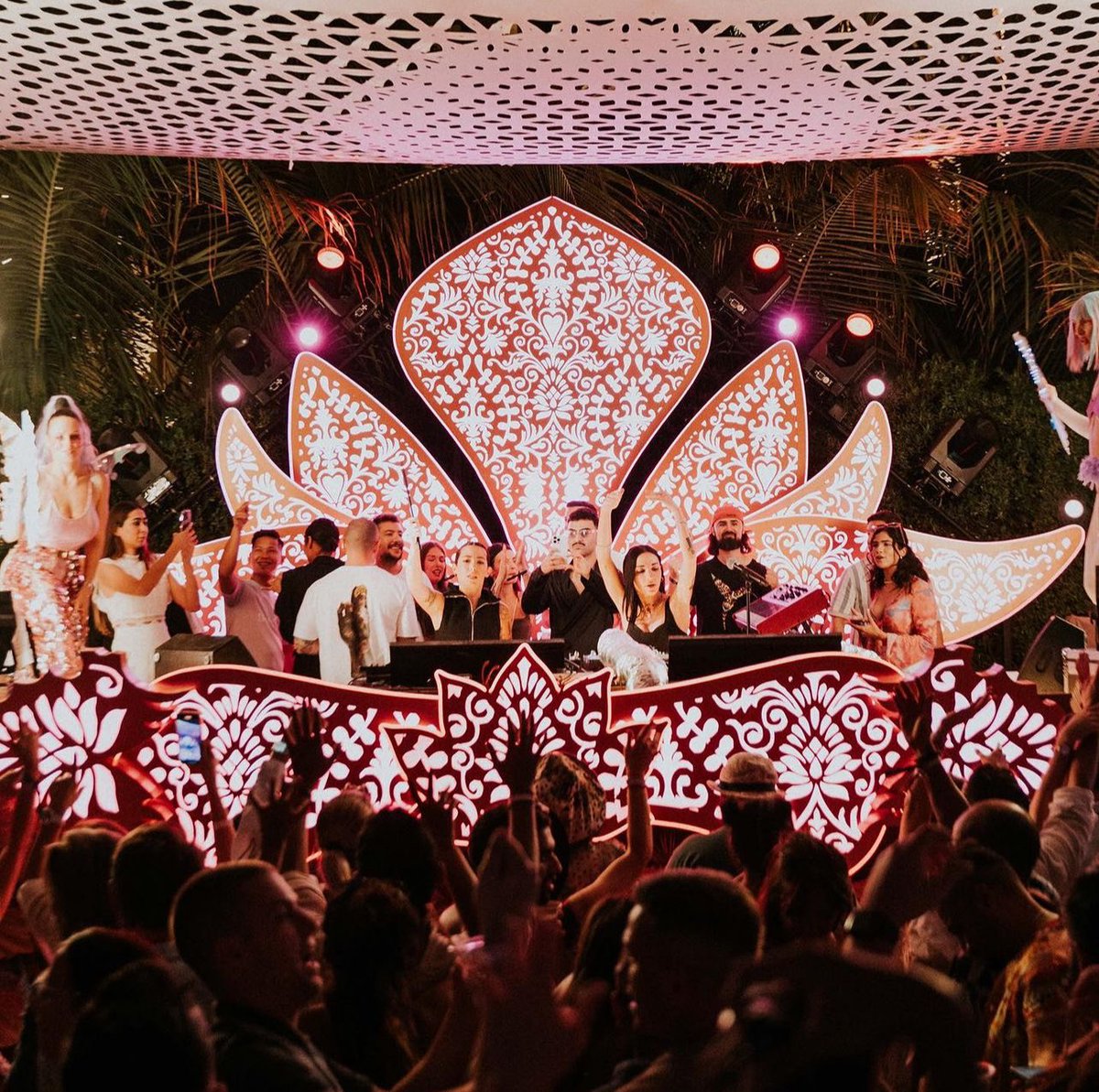 FiveHotels's tweet photo. Join us this Saturday for an unforgettable edition of Bohemia at Beach by FIVE as @anjunadeep returns to FIVE Palm Jumeirah 🎉✨

For bookings, call +971 4 455 9989

#discoverfive #vibeatfive #fivepalmjumeirah #bohemia #beachbyfive #anjunadeep #comeplay https://t.co/Vq2sZDj80x