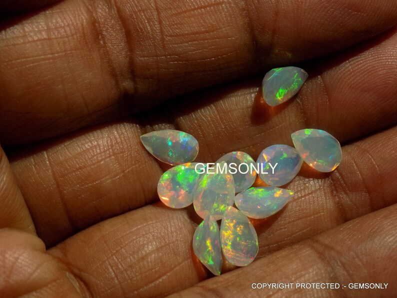 BhalaGaurang's tweet image. 6X9MM Natural ETHIOPIAN OPAL pear shape faceted 6X9mm welo opal pear shape 6x9mm play of color multy opal cut smooth birthstone multy color
etsy.com/.../5cts-2pcs-…
gemsonly.in
whatsapp me for any gems and jewelry query +919829108070 #Ethiopians #opal #pearshape #gems
