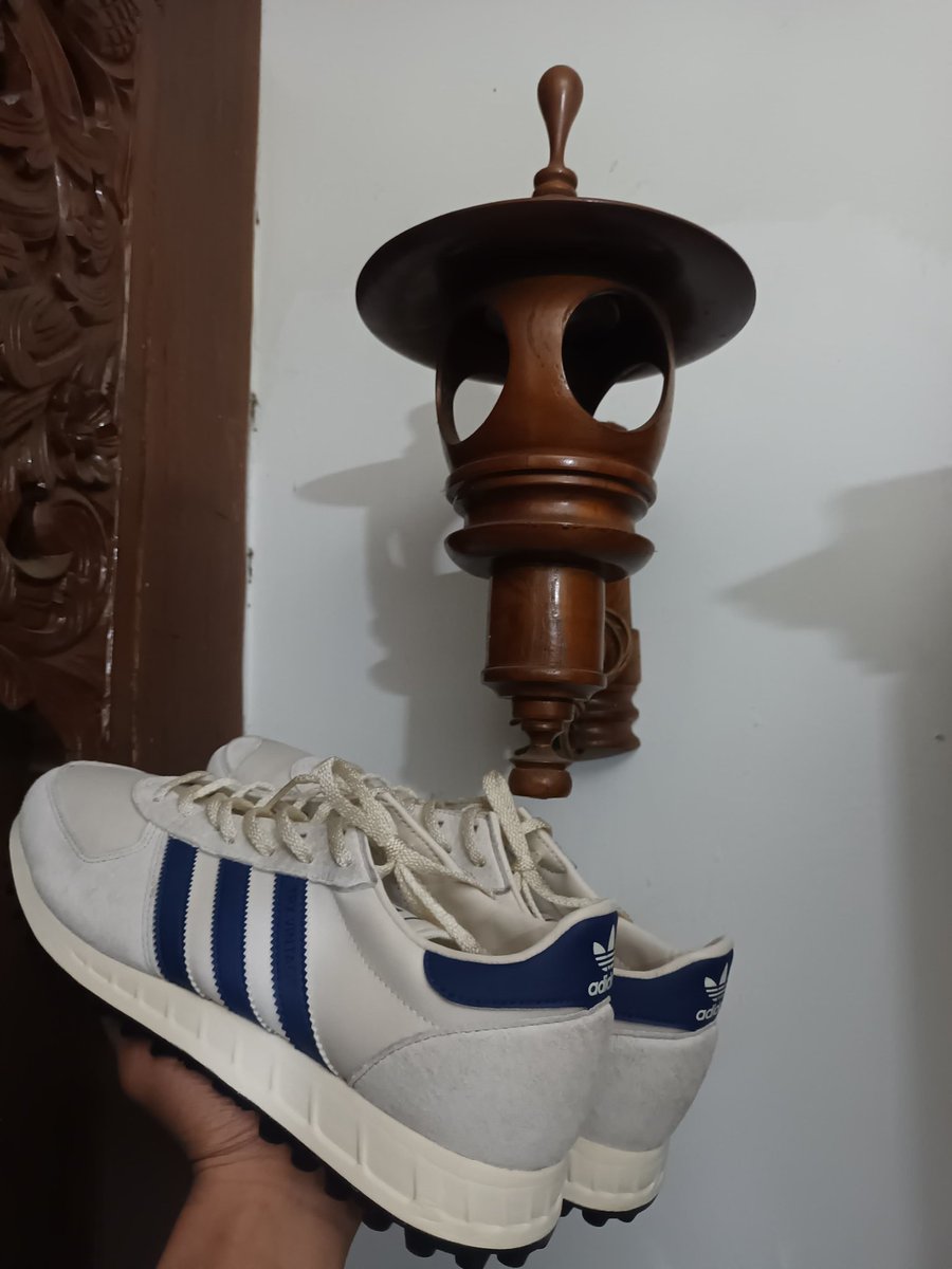 ipan_bogdanov's tweet photo. Setiap bubuhan air adalah langkah menuju kesegaran, berikan sentuhan istimewa pada sepatu favoritmu tanpa menguras kantong!🙌
Good mood, Clean shoes, Good to go!
Hubungi admin untuk layanan antar jemput!
Cp : https://t.co/mRDrh6eSxF
Ig : https://t.co/2yQOUpp1sI https://t.co/phmV7eDklI