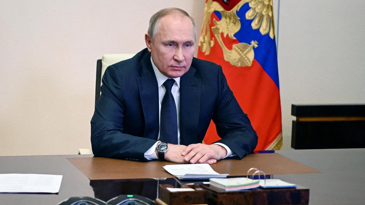 Stellaire_FR's tweet photo. #Navalny assassiné par #Poutine
La Russie dirigée par le FSB demeure l’un des pays les + criminels & dangereux de la planète
Les faux patriotes français qui leur lèchent les pieds se rendent complices de haute trahison
#RN #LePen #Zemmour #StopRussie #Ukraine #Russia https://t.co/JFpiJfDMfY