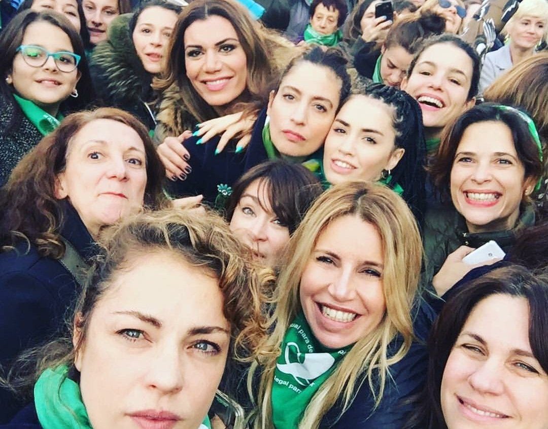 atlanticsurff's tweet photo. Se confirmó que son 113 chicas abusadas en Chaco. CIENTO TRECE. Pero las “artistas” que dicen “defender a la mujer” y  levantan la bandera de “ni una menos “ solo salieron para bancar a Lali. Señores, memoria, y ni olvido ni perdón. 👇👊💣🔥 https://t.co/52EYRvBwS0