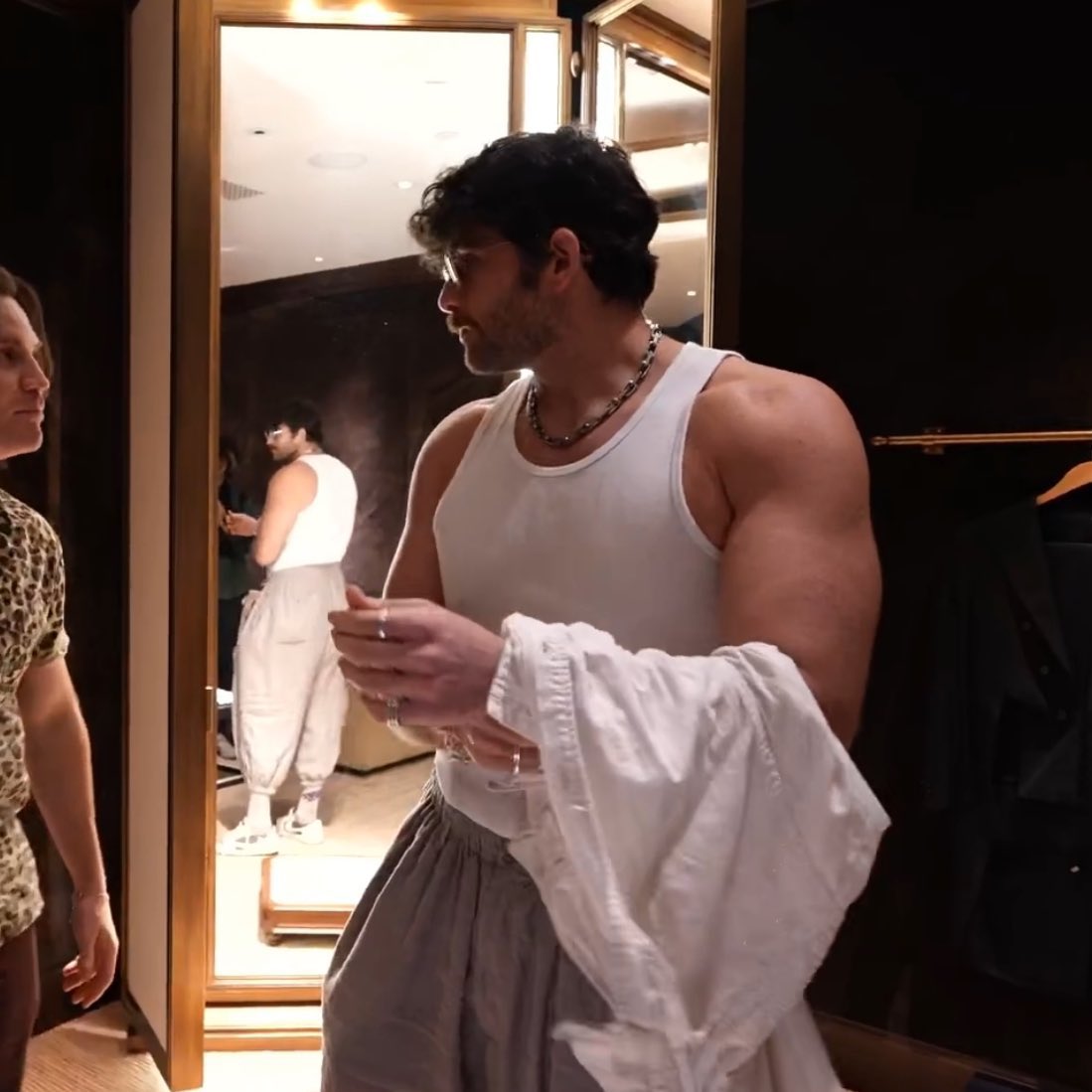 Styleisms's tweet image. is big boy as fuck