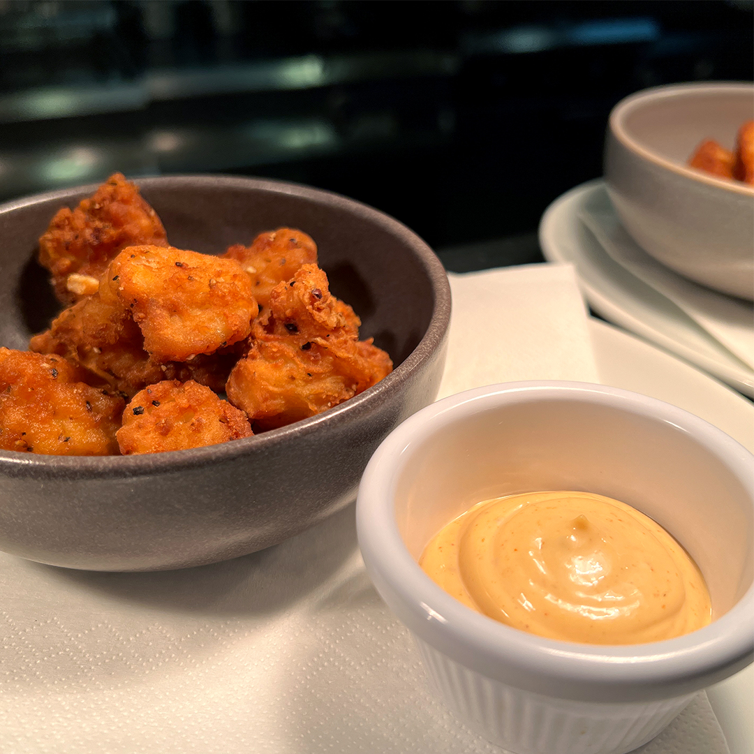 TheCliffeFolkes's tweet photo. Nothing beats a great meal ๐ with a fantastic view. At The Cliffe Lounge Bar & Kitchen, you can enjoy both.
https://t.co/cashs78qKR ๐ท๐ธ๐น
#thecliffe #folkestone #oceanview #theleas #visitfolkestoneandhythe #kent #cocktails #food #drink #loungebar #bar #restaurant #friends #uk https://t.co/bHoGZjBY4W
