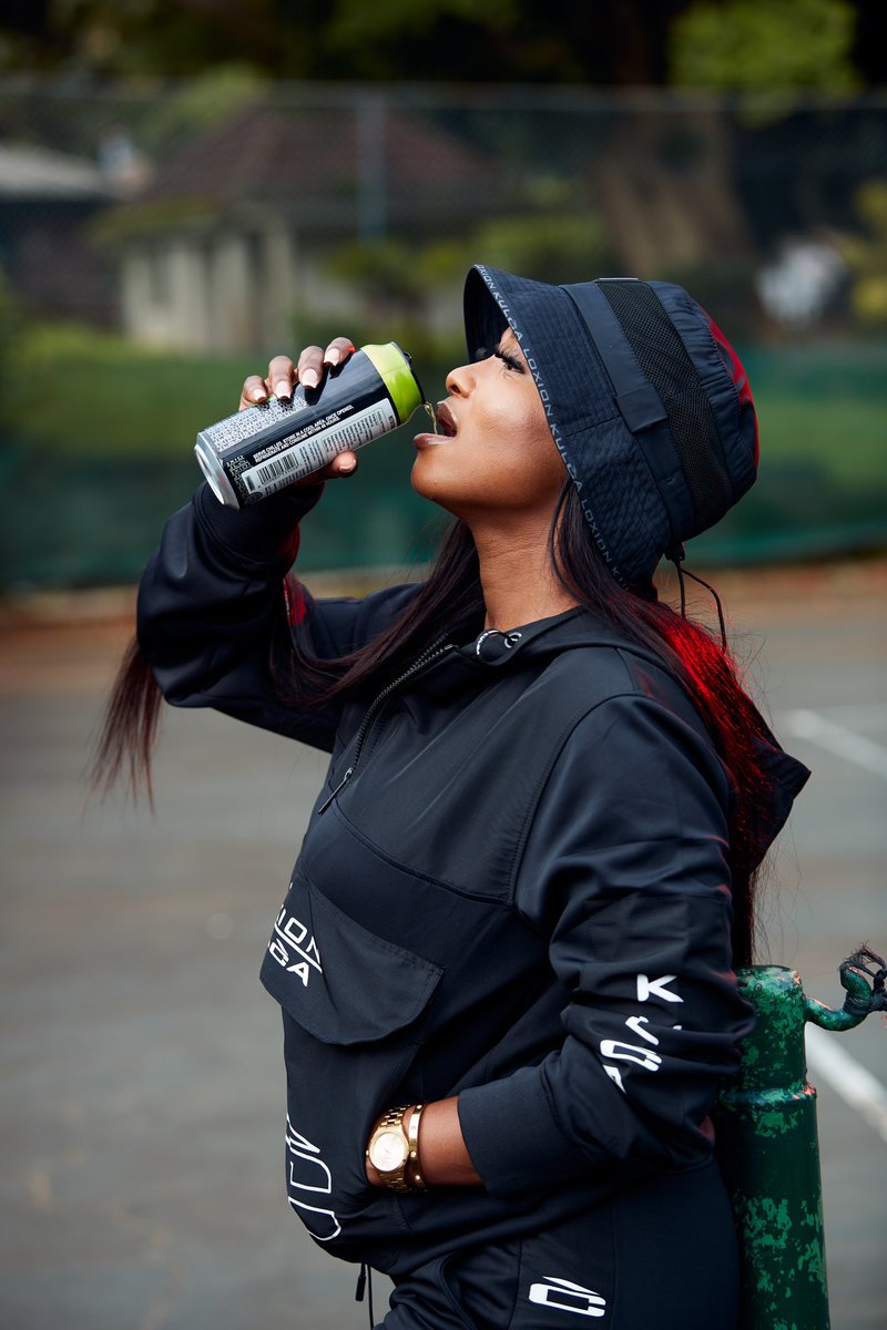 F_ossGregsfoss's tweet photo. Court Conqueror with @loxionkulca @loxionenergy @dunnsclothing 

#LoxionxDunns #GotltAtDunns #LoxionKulca2024
#ShowUsYourKulca
#LoxionLovesMusic #LoxionLovesFashion
#CoolestStreetwear
#LoxionxDunnsfashion #Unisex #ShopNow #ambassador https://t.co/svM1kJE05O
