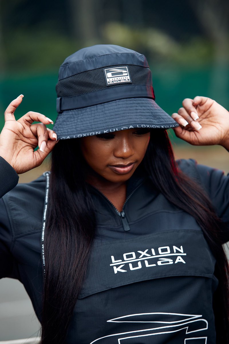 F_ossGregsfoss's tweet photo. Court Conqueror with @loxionkulca @loxionenergy @dunnsclothing 

#LoxionxDunns #GotltAtDunns #LoxionKulca2024
#ShowUsYourKulca
#LoxionLovesMusic #LoxionLovesFashion
#CoolestStreetwear
#LoxionxDunnsfashion #Unisex #ShopNow #ambassador https://t.co/svM1kJE05O