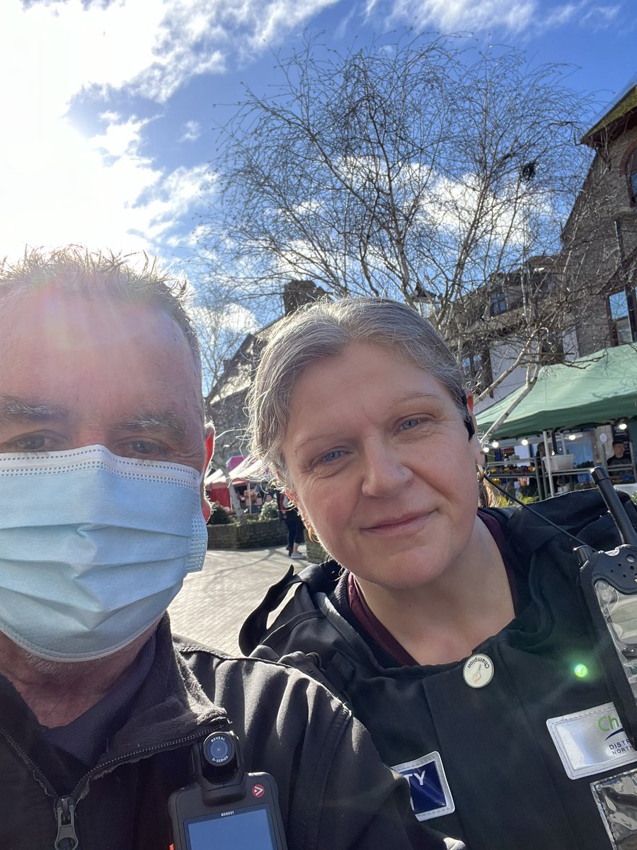 CherwellTeam's tweet photo. 🚨Community Safety Officers are currently out and about covering the Bicester town centre.The sun is shining so why not come on down and visit the busy market today. Remember though, this is a restricted PSPO area which means Any Anti-Social Behaviour will not be tolerated https://t.co/5yWeyPIQaz