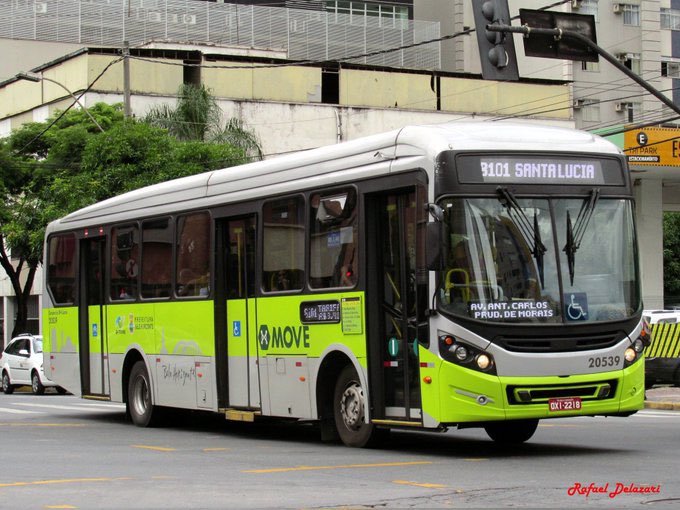 podonibus's tweet photo. LOOKS DA BEYONCÉ SE ELES FOSSEM UM ÔNIBUS DE BELO HORIZONTE 

🧶🧵👇🏽 https://t.co/hObkXRjgnK