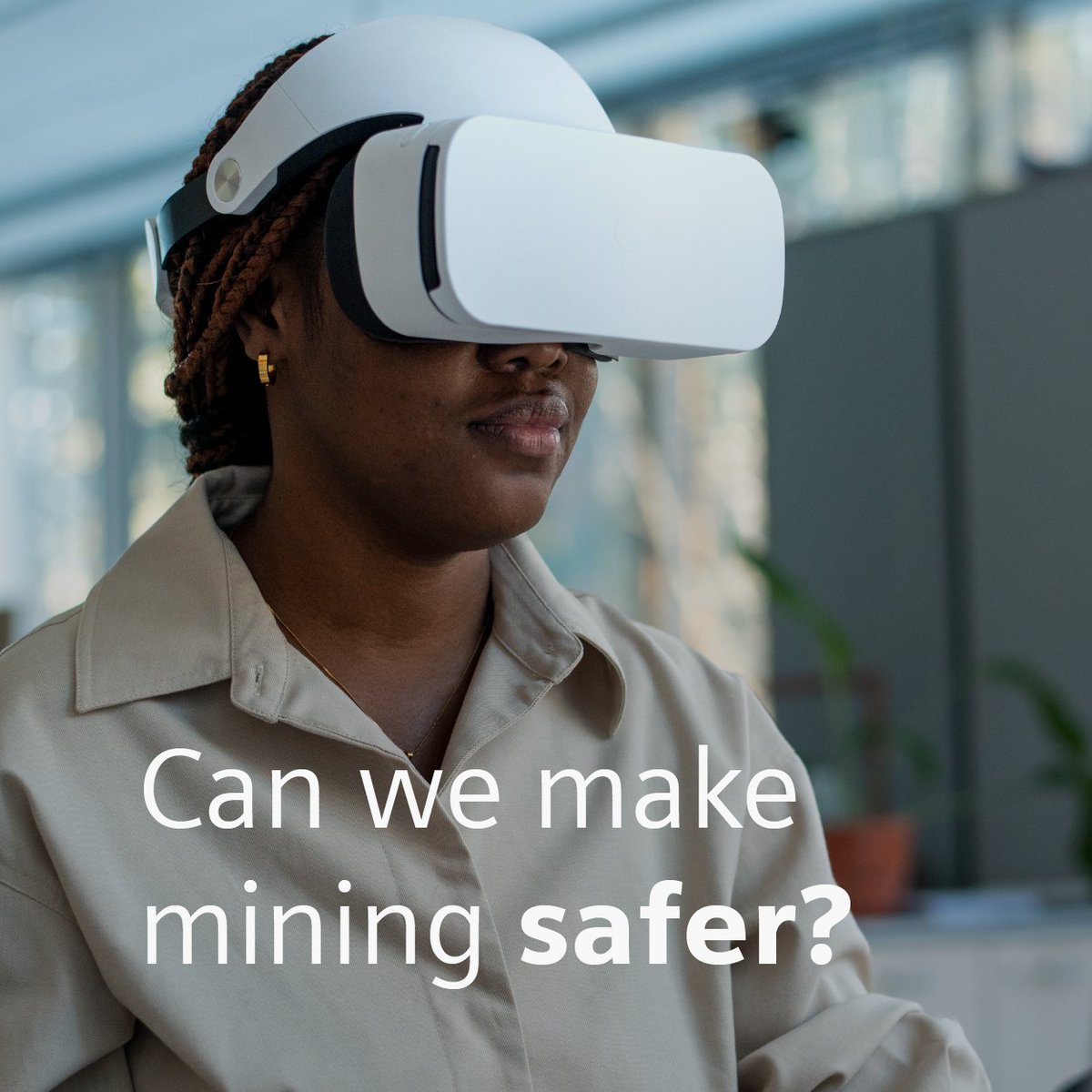 SiemensAfrica's tweet image. The future of mining is exciting. Automation, data analytics, AI, AR, &amp;amp; VR are revolutionizing operational strategies, mineral discovery, &amp;amp; risk management in #AfricanMining Explore how we are supporting the future of a sustainable mining industry. 🌍 ♻️ #DigitalTransformation