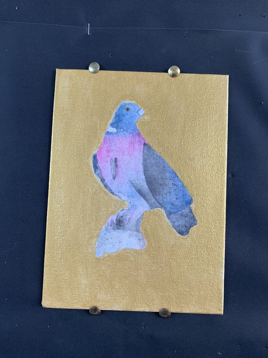 SandwichJunior's tweet image. We hope you all got the chance to see Year 6’s beautiful display of bird icons on parents’ evening. The children have thrown themselves into our learning on  @JamesMoir10 and their Painting Birds topic. We are so proud of their achievements #AccessAllArts