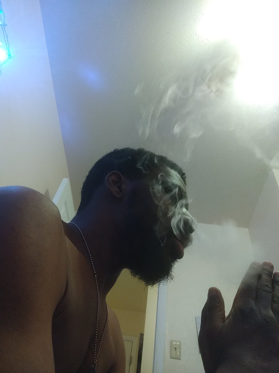 MrDaRealOne92's tweet photo. I pray that all fake ass people with they bullshit stay the fuck away from me 💪💯 https://t.co/IpLtZYNCqM