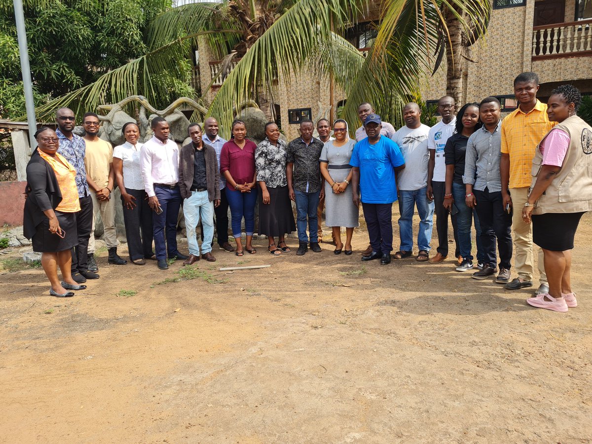 FAOSierraLeone's tweet photo. Weย pave the way for a robust One Health Laboratory Network. Together, @FAO #ECTAD and OH MDAs share insights, appoint leaders, and chart a course for 2024. Let's strengthen disease surveillance and response!
#OneHealth #LabNetwork #GlobalHealthSecurity https://t.co/h2rTvVSdSO