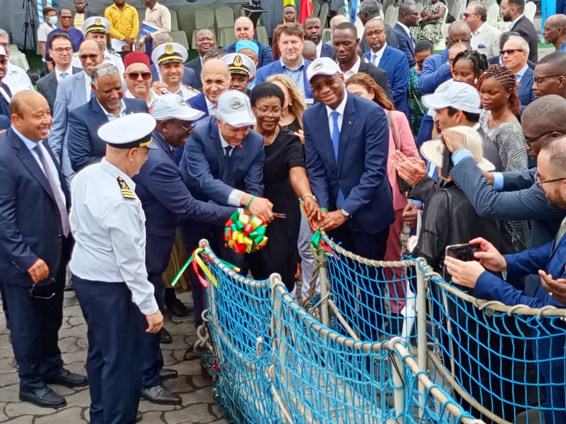 MoroccoInBEN's tweet photo. Lancement de la cérémonie officielle de la campagne d'évaluation des stocks halieutiques dans les eaux martimes du Bénin à bord du navire marocain de recherche scientifique"Al Hassan Al Marrakchi"le jeudi 15 février par les Ministres de l'Agriculture et de la Pêche du 🇲🇦et du🇧🇯. https://t.co/sgyRwm1UDs