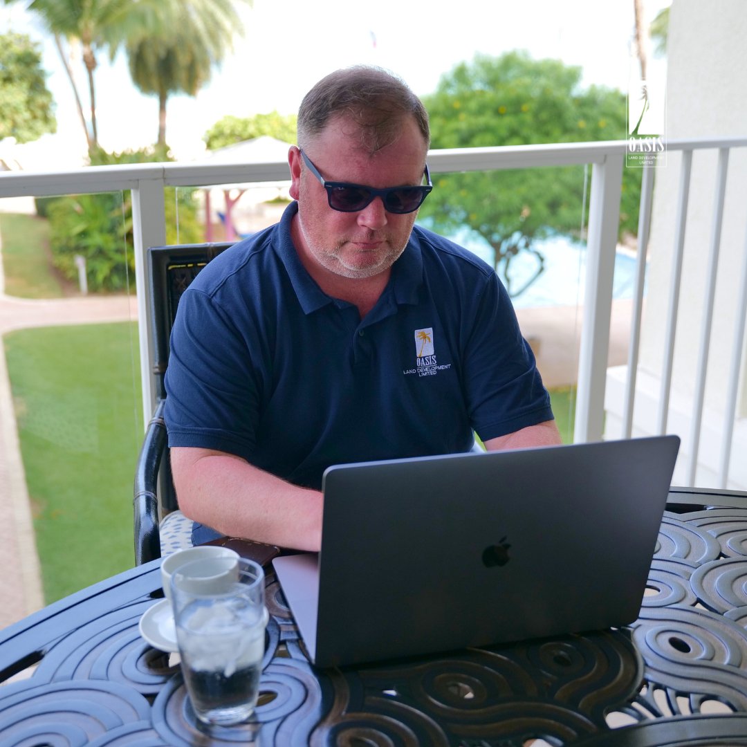 Cayman_Land's tweet photo. ☕ Cayman Agent John Graham starts his day with a coffee at the Caribbean Club, crafting dreams for clients with glimpses of our stunning new lots. 🌴🏡 #MorningCoffee #CaymanRealEstate https://t.co/RJsPG1Zxkj