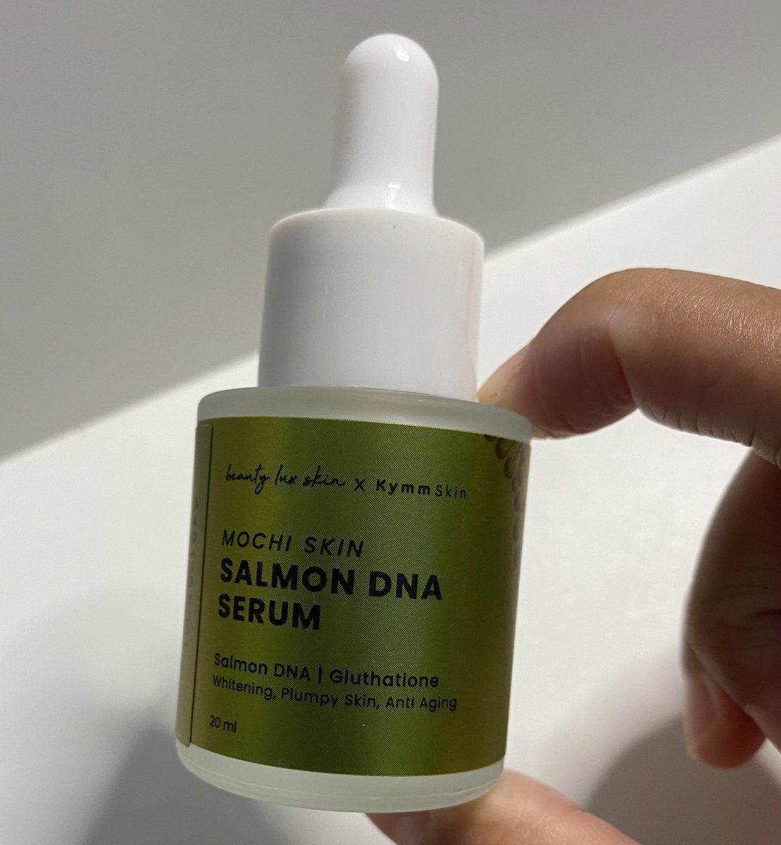 lagi rajin pake serum dna salmon ternyata beneran ngaruh dong?!

bikin muka jd lebih lembab, plumpy, dan sehat. terus agak cerahan jugaaaa🥺🤍

#racuninskincare