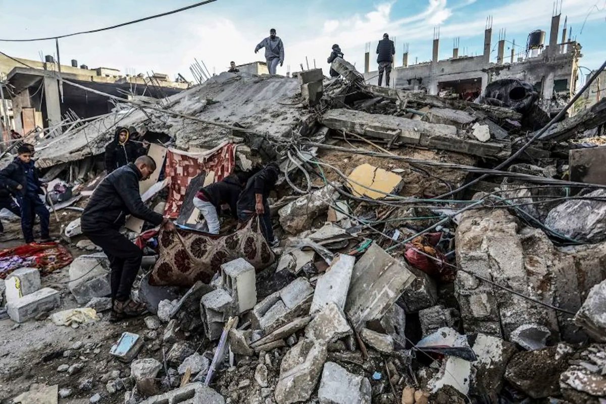 Pienso como #Fidel que “una nueva y repugnante forma de fascismo está surgiendo con notable fuerza en este momento de la historia”. Lo vemos todos los días en #Palestina. Israel, con la complicidad de Estados Unidos, es responsable del exterminio del pueblo palestino. ¡Basta ya!