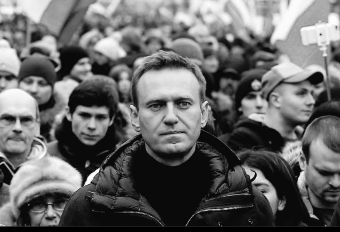 Wat een zwarte dag. De moedige Navalny is dood. Voor zijn strijd voor democratie, rechtsstaat en vrijheid in Rusland heeft hij de hoogste prijs moeten betalen. Zijn strijd is en blijft ook onze strijd. Zijn dood herinnert ons aan het belang van een sterke rechtsstaat en dat we