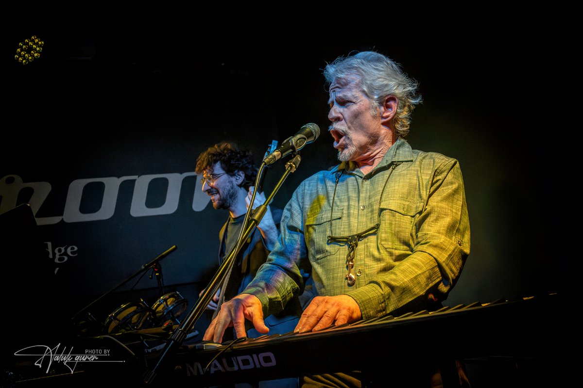 Lovely review from our show this time last year <a href="/TheGreystones/">The Greystones</a> Sheffield by Ant Firmin.  We love this venue.  The crowd was full of Zappa nuts.  Back on 3rd April with Robert 'Bobby' Martin.  📷Haluk Gurer.  

i.mtr.cool/reuncjxogz

#frankzappa #livemusicsheffield #bobbymartin