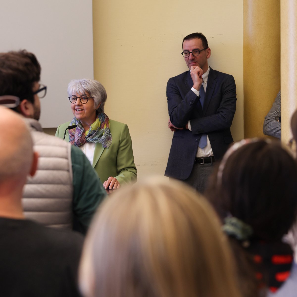 La conseillère fédérale Elisabeth Baume-Schneider <a href="/elisabeth_baume/">Elisabeth Baume-Schneider</a> a visité les Archives fédérales suisses. Après un échange avec la direction et une visite de l'office, elle a également rencontré les collaboratrices et collaborateurs.