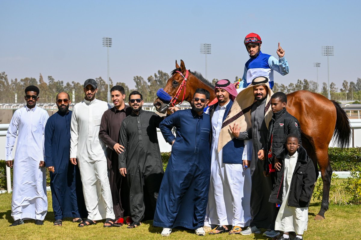 eqc_jed's tweet photo. | نتيجة الشوط الأول الخيل المبتدئة إنتاج ومستورد عمر ٤ سنوات وأكثر |

#موسم_سباقات_جدة https://t.co/hpiNUM6dBv