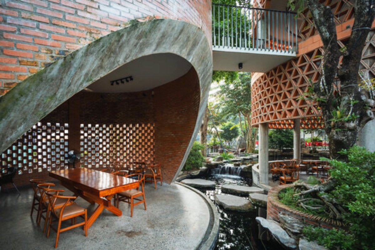 luusssso's tweet image. The design of this coffee shop in Vietnam &amp;gt;&amp;gt;