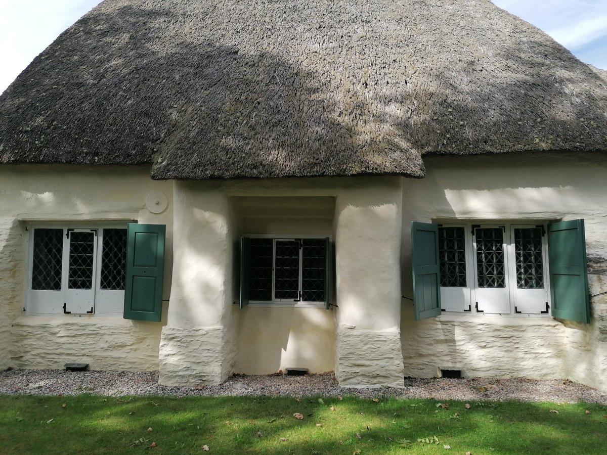 Booking is now open for our COB &amp; EARTH DAY
Reed Hall, Exeter University 
21 March 2024
Virtual option available

Speakers from <a href="/PlymUni/">University of Plymouth</a> <a href="/CobBaugeProject/">CobBauge Project</a> <a href="/HistoricEngland/">Historic England</a> <a href="/EarthBuildingUK/">EBUKI</a> <a href="/cob_specialist/">The Cob Specialist - Conservation and Preservation</a> 

Full details here: ihbc.org.uk/branches/s_wes…