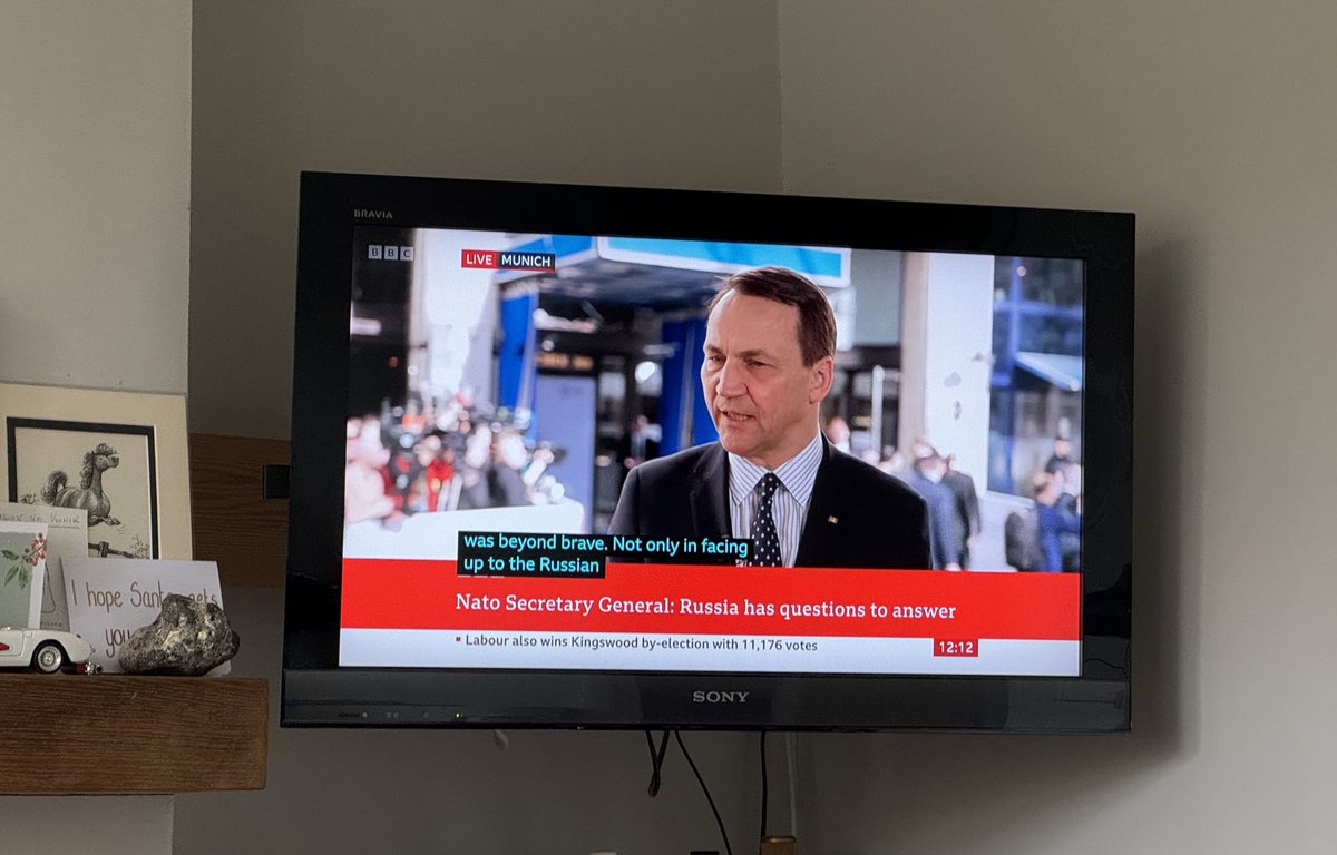 stskarzynski's tweet image. „#Russia is now a really harsh dictatorship that is prosecuting a genocidal war in Ukraine,” @sikorskiradek said on the BBC following information on @navalny’s death.

I very much welcome that I don’t feel utter shame every time Polish ministers speak to international media.