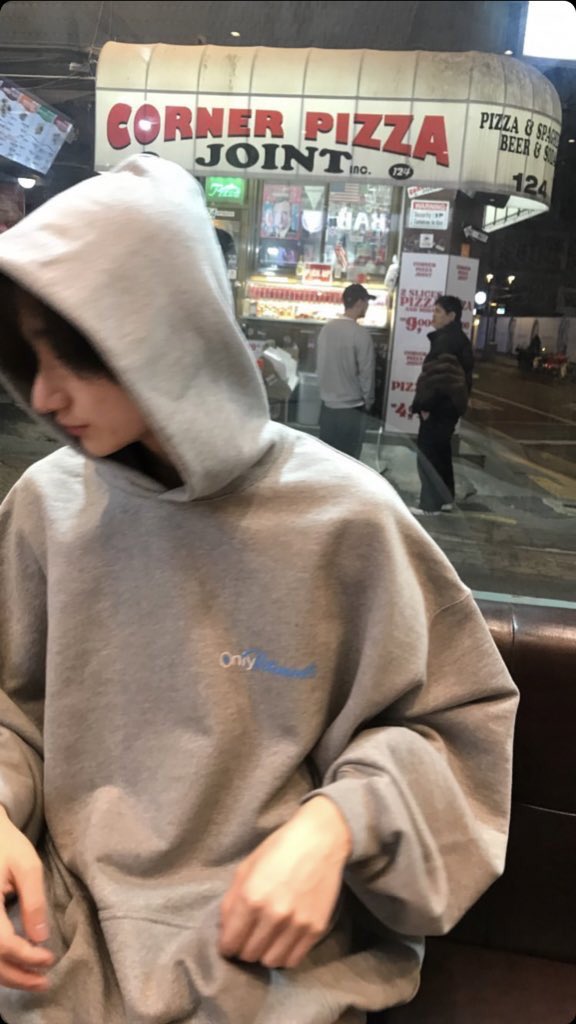 kdglines's tweet photo. 021624 | bigwforu ig update 🤍 https://t.co/YHPUKCYpiA