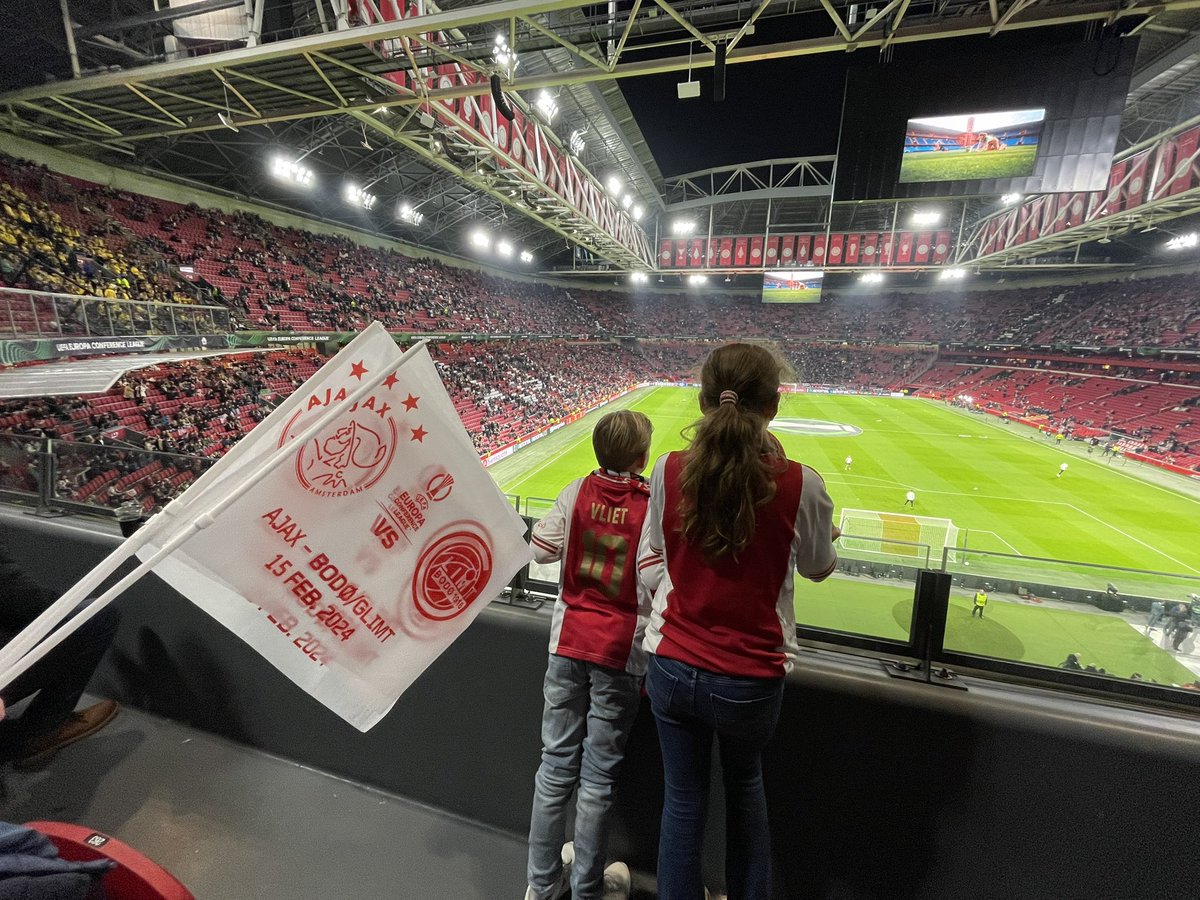 stier033's tweet photo. @AjaxFancare #ajaxdebuut https://t.co/q26pLEm3sd