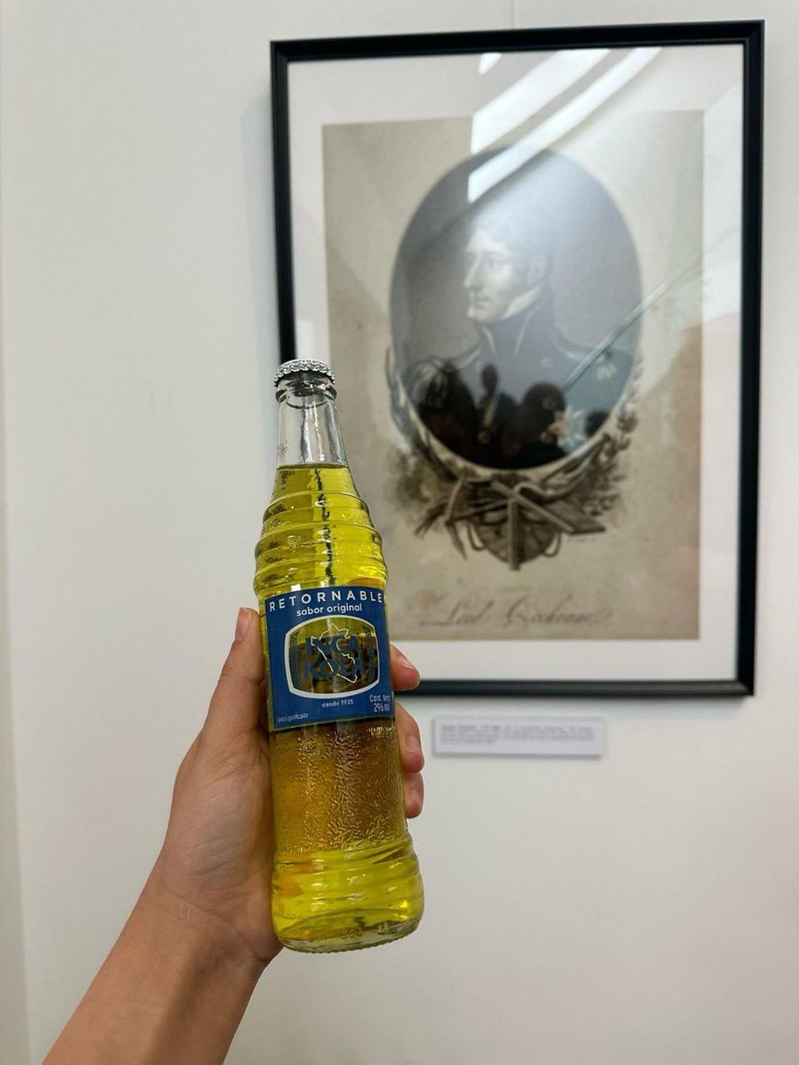 PeruInUK's tweet photo. 🍽️🥂 After the enlightening discussion, our guests enjoyed delightful bites and experienced the taste one of our favourite national soft drinks, Inka Cola. 🇵🇪🥤 A moment of cultural exchange and shared joy, reflecting the warmth and hospitality of Peru. 🌍🤗 #EmbassyMoments https://t.co/G26ldbwHqn