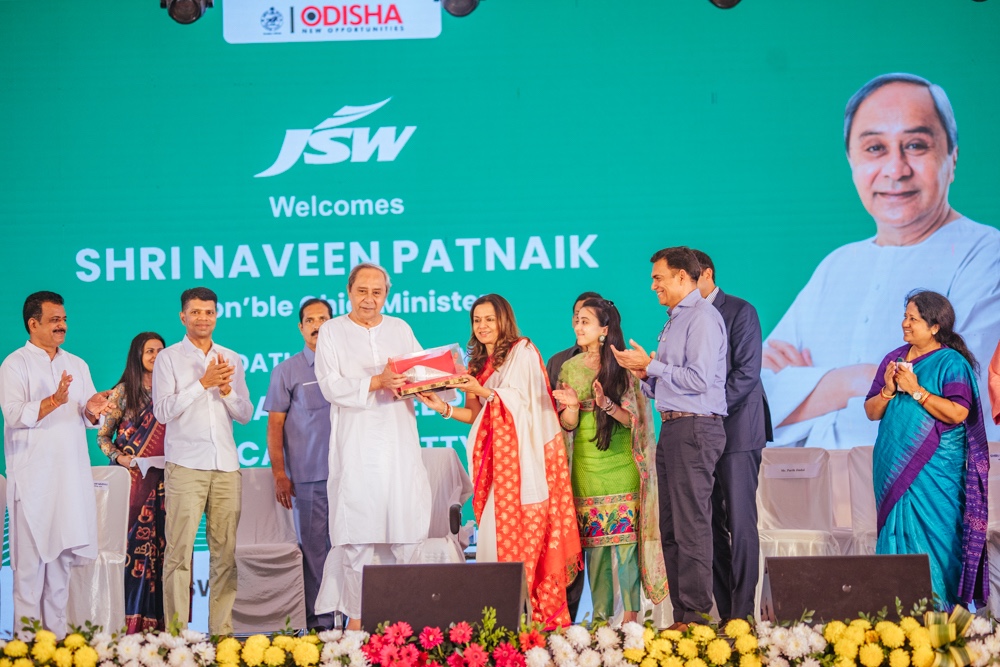 InvestInOdisha's tweet photo. @CMO_Odisha led the groundbreaking ceremony for JSW Utkal Steel, ReNew E-Fuels, and Silox India at Paradeep, marking a significant step towards economic growth and innovation.
@TheJSWGroup
#JoinTheJuggernaut #InvestInOdisha #JSW #ReNew #Silox https://t.co/DE339BX5tT