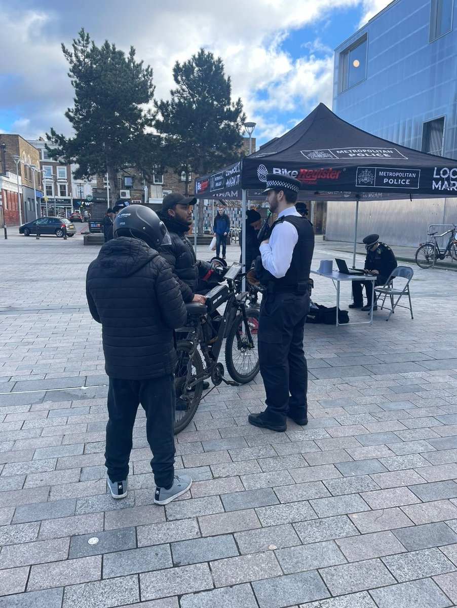 Ward officers in Dalston bike marking using @bikeregister today in Gillett Square