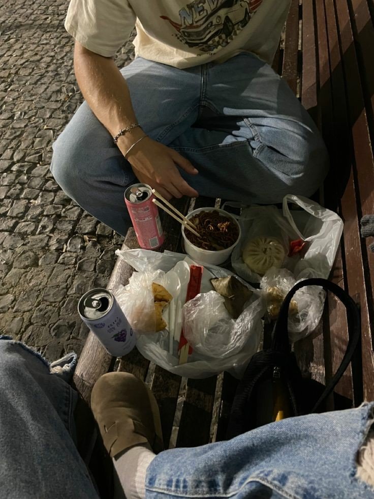 Taro_latte_'s tweet photo. I don't want sex, this is my kind of first date. Anyone? https://t.co/aQy8XhYrnJ