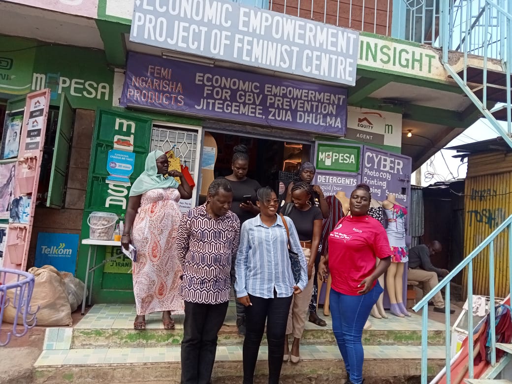 Earlier today, led by our Executive Director, Mr. Masheti Masinjila paid a courtesy call to @feminist_centre in Kibera. The Centre is one of our esteemed implementing partners under the @UNFPAKen sub-grant......1/2 #EndGBV #EndSGBV #Grassrootcommunity