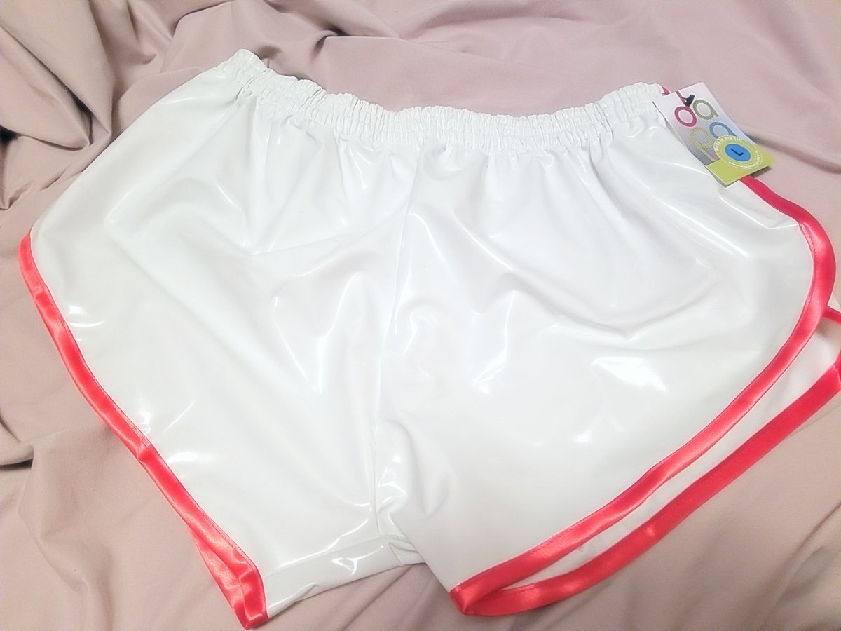 DForclaire's tweet photo. PVC sprinters shorts by Dapa... where would you wear them? It's openly provocative, in my opinion
#shorts #white #red #shiny #PVC #sprinters #whitesatin #whiteshorts #whitepanties #shinyshorts #pvcshorts #Dapa https://t.co/XY4Eis0eq4