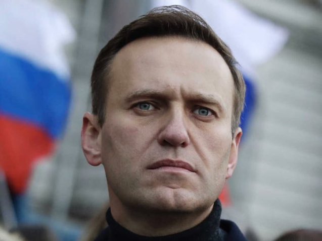 #URGENTE: Asesinan a Alexei Navalny en #Rusia. Medios reportan que “apareció muerto” en su celda. Él era el líder de la oposición a la dictadura con gran apoyo popular que luego de ser detenido hoy muere en manos de sus esbirros. Terrible noticia para la libertad.