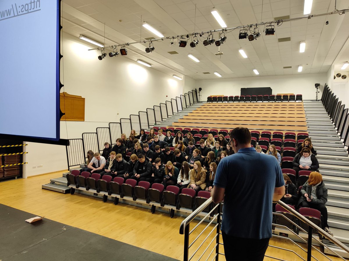 MissMac_Music's tweet image. Thank you to Bruce Hydes from VEUP who lead a fantastic session to help our S5 young people prepare for their mock interviews next week! @BelmontacademyO #DYW