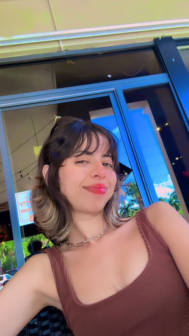 Me corte el Pelo🤓 Parezco Dora Csm😖 https://t.co/q5WVYelY2n