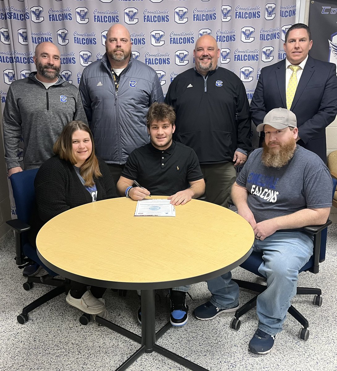 Daily Courier: Giles to play football at W&amp;J dailycourier.com/sports/giles-t…