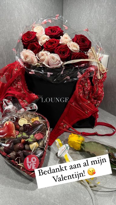 https://t.co/91xkD9JZ1A  https://t.co/r6SKahDOgT  Bedankt aan al mijn Valentijn! ❤️ Ben super blij met<a href="/tag/love"class="tags"><span>#love</span></a><a href="/tag/cadeau"class="tags"><span>#cadeau</span></a><a href="/tag/valentijn"class="tags"><span>#valentijn</span></a><a href="/tag/liefde"class="tags"><span>#liefde</span></a><a href="/tag/geluk"class="tags"><span>#geluk</span></a><a href="/tag/rood"class="tags"><span>#rood</span></a>