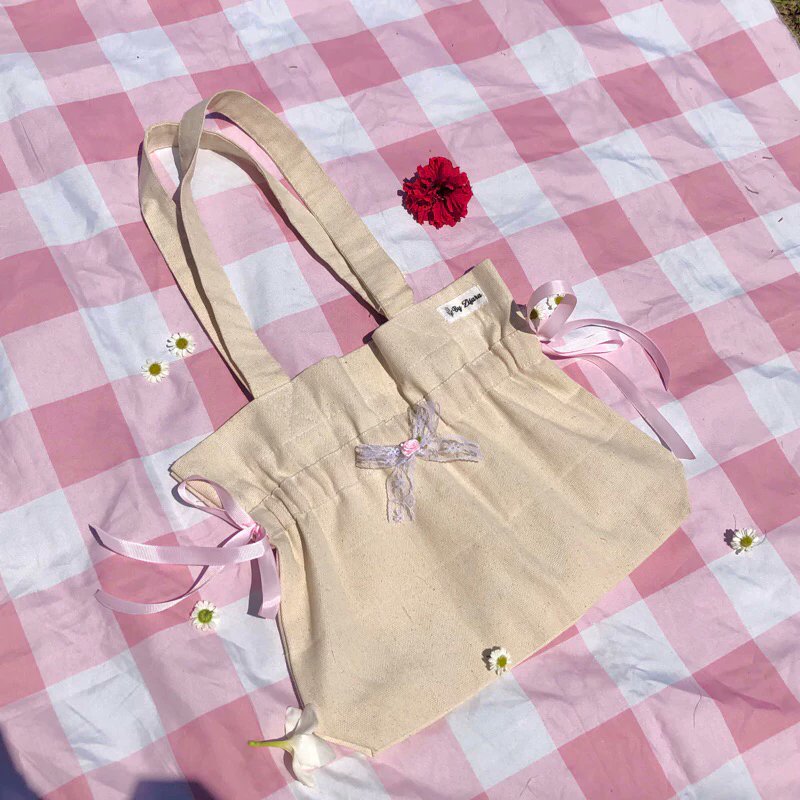 farkeu_'s tweet photo. 🎀 Coquette fashion🎀 https://t.co/DTnrGY2qel
