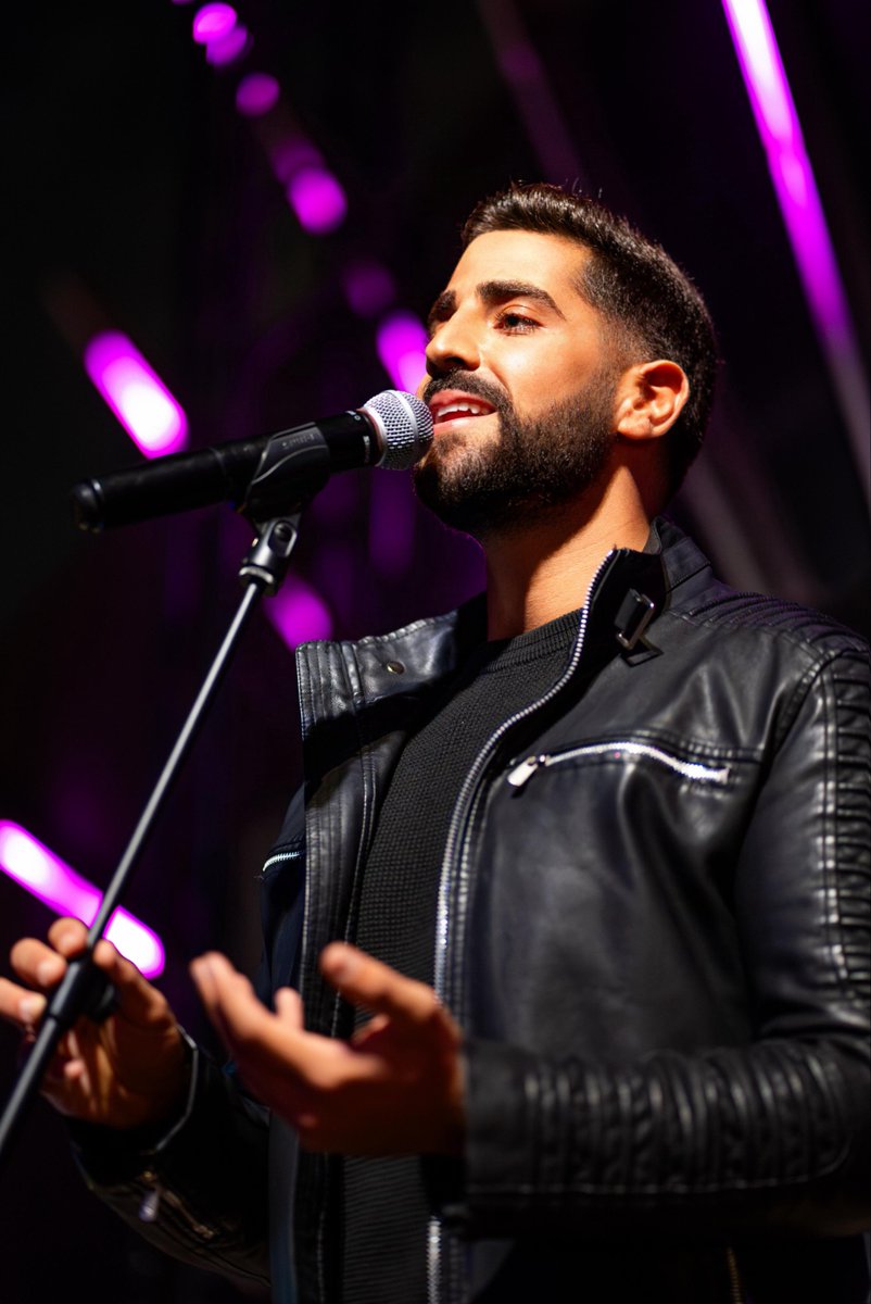 PlatinumRecords's tweet photo. من حفل فادي فتال في أنغامي لاب 😎🎤🎵

#FadiFattal
#PlatinumRecords 
#AnghamiLab 
#فادي_فتال 
#بلاتينوم_ريكوردز
#أنغامي_لاب 

@fattall_fadi https://t.co/N0dgOIp88Y